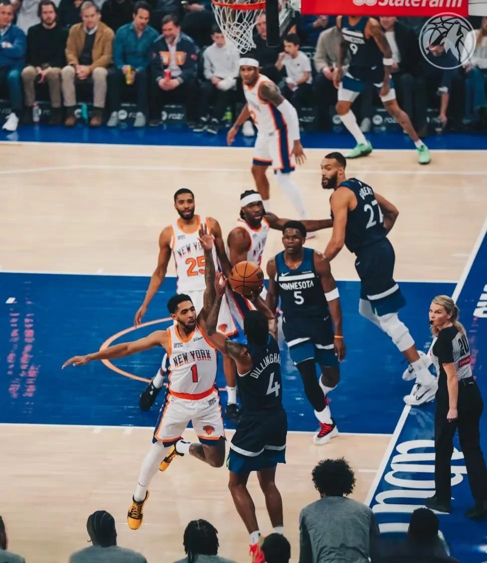 关于独行侠主场大胜森林狼,唐斯砍下三双的信息 关于独行侠主场大胜森林狼,唐斯砍下三双的信息