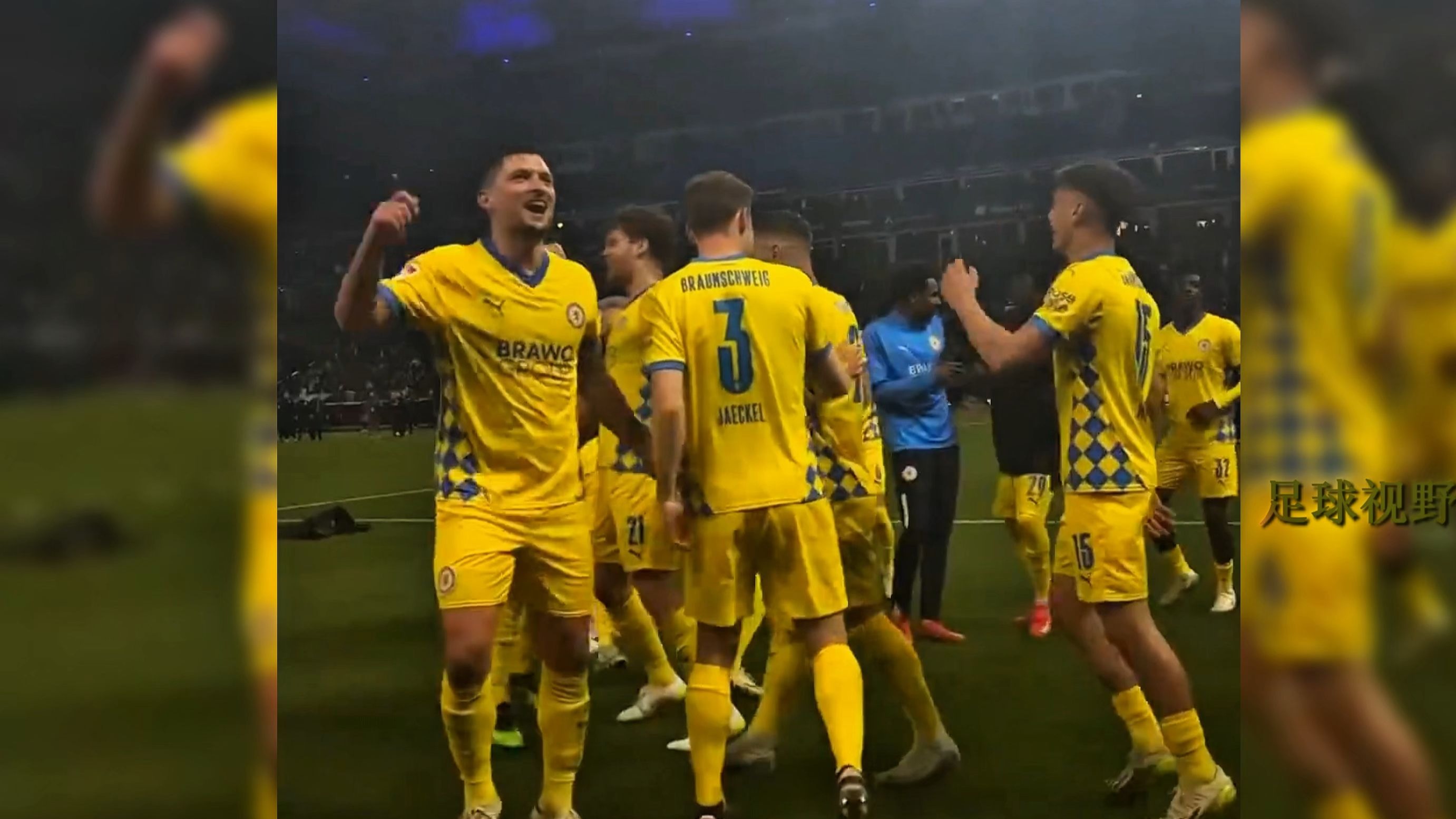 包含汉堡队将在主场对阵凯泽斯劳滕，谁将笑到最后？的词条