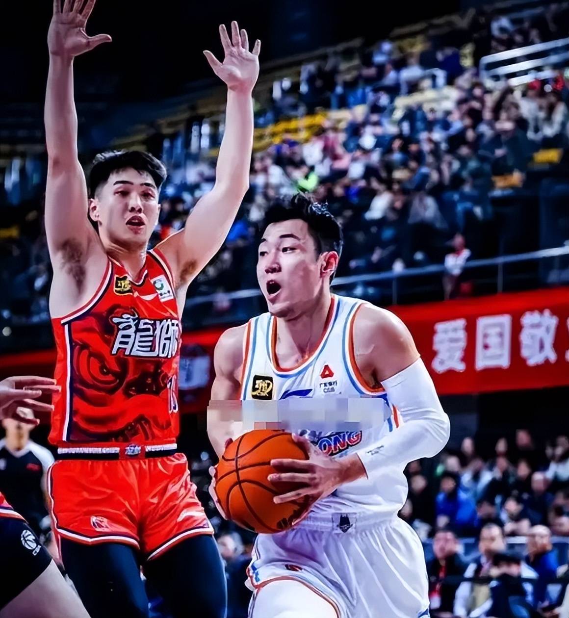 深圳男篮战胜强敌,展现实力 深圳男篮战胜强敌,展现实力