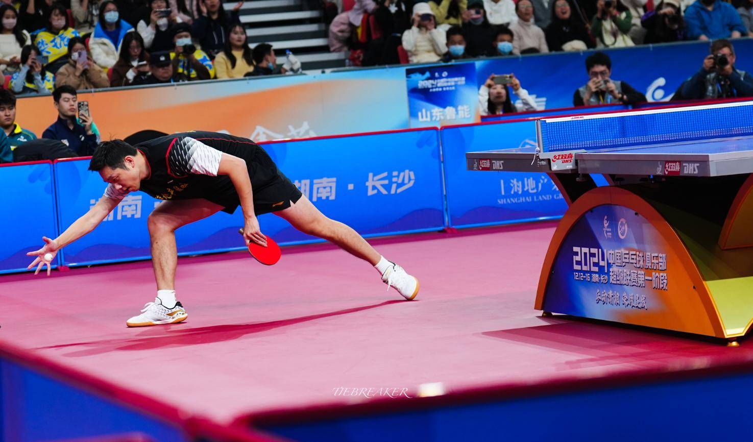 DB彩票试玩-多斯宾位首稳镇，得于第球联赛意金队宗