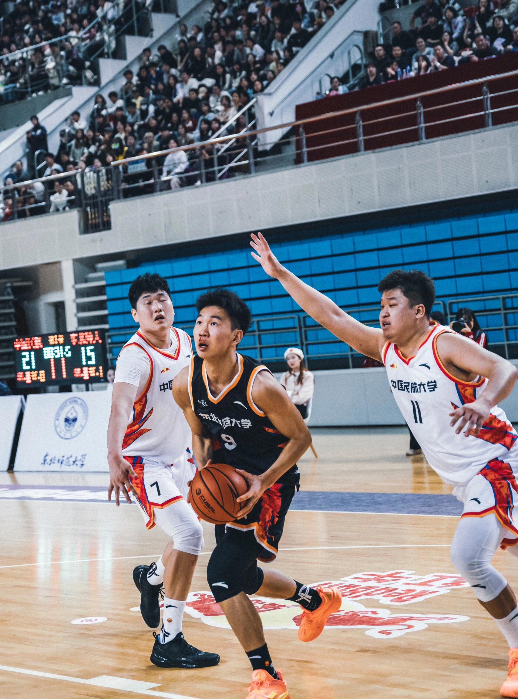 精彩瞬间！球员超常发挥带领球队取胜