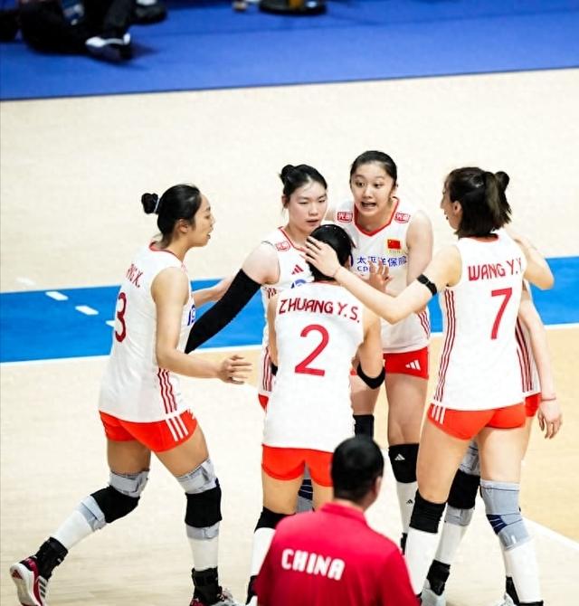 DB game-女排比赛惊险拉锯战，中国队险胜晋级