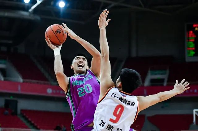 篮球比赛因天气原因取消